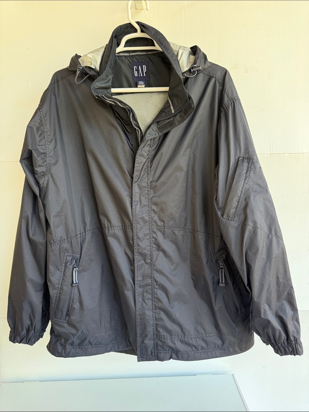 VINTAGE Y2K GAP RAIN JACKET HOODED WINDBREAKER SIZE XXL BLACK HIDDEN ZIP HOOD